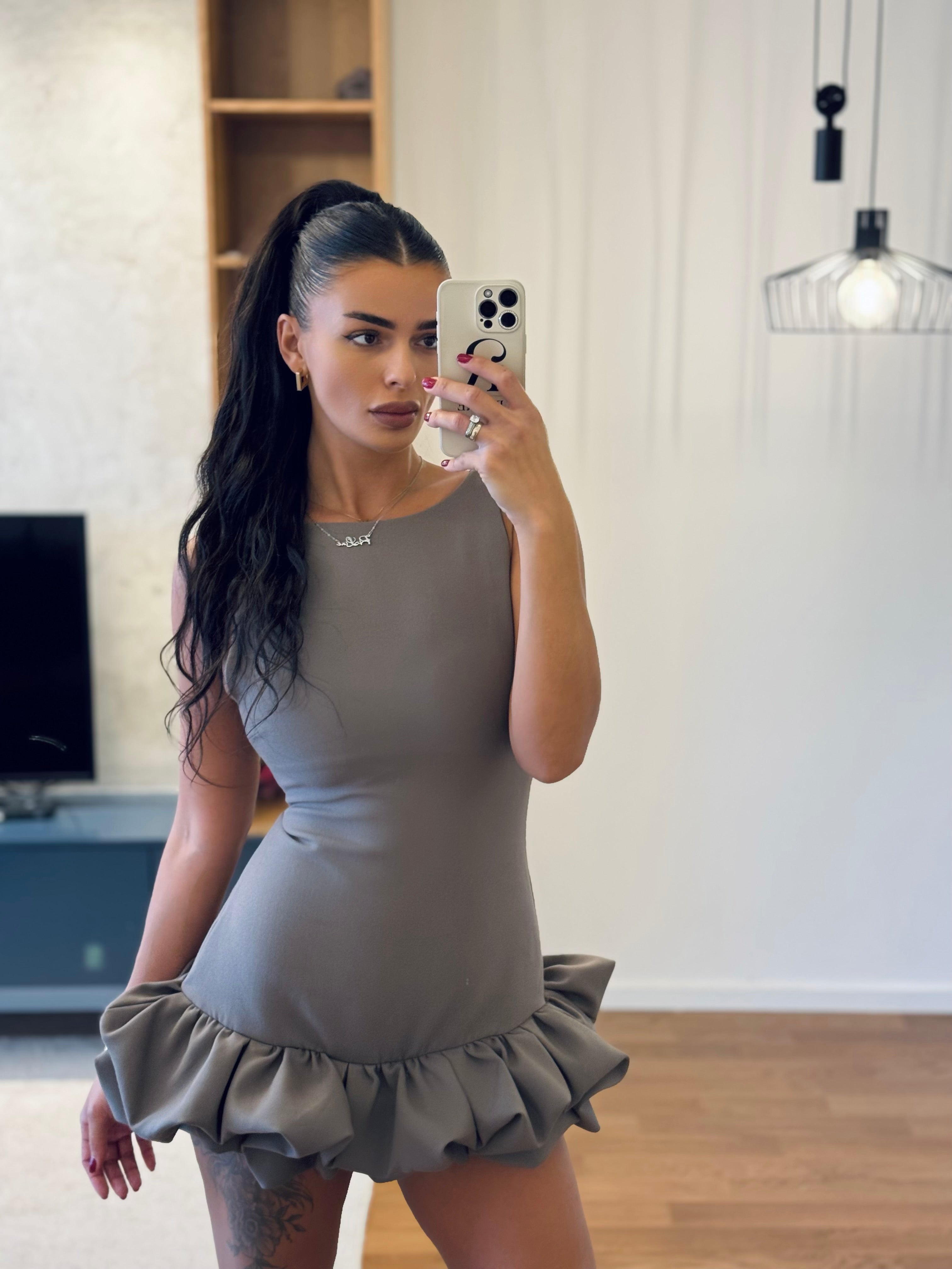 Haljina kombinezon sa šorcem ispod